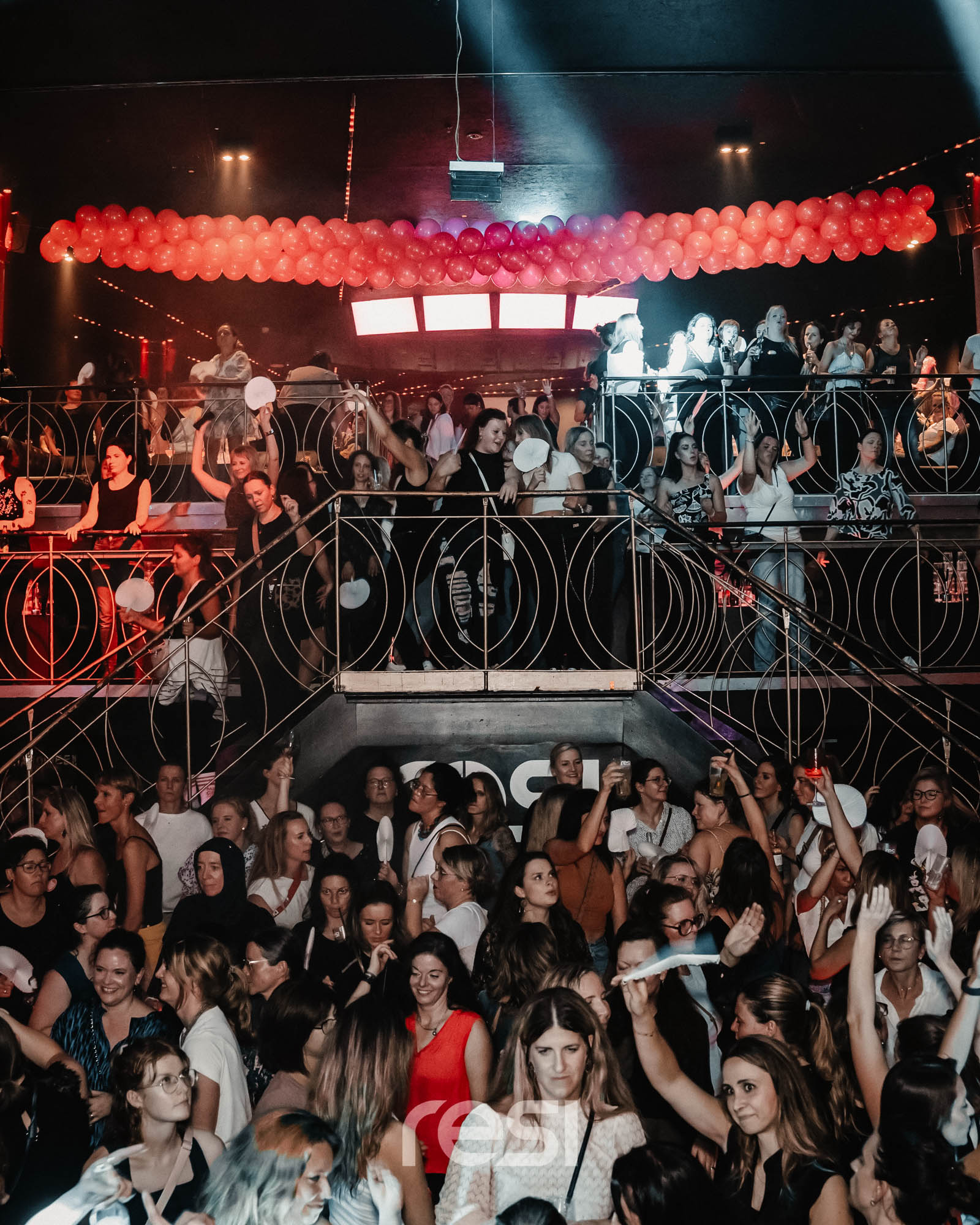 Resi Club Impression 1